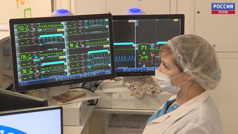 Covid-19 не ослабевает, а мутирует. С чем сегодня приходится работать псковским медикам?
