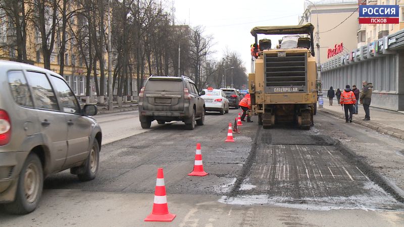 На Октябрьском проспекте идёт фрезерование проезжей части