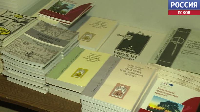 Псковичи могут принести лакомства для кошки в Археологический центр в обмен на книжку