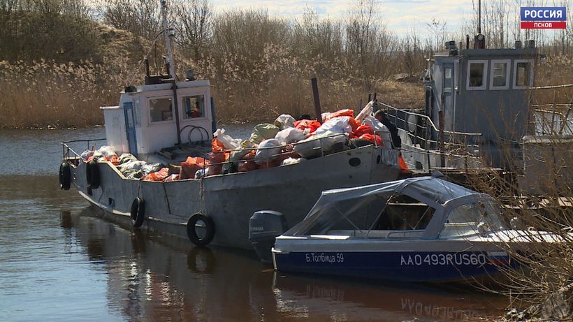 Псковичи освобождают Талабы от отходов