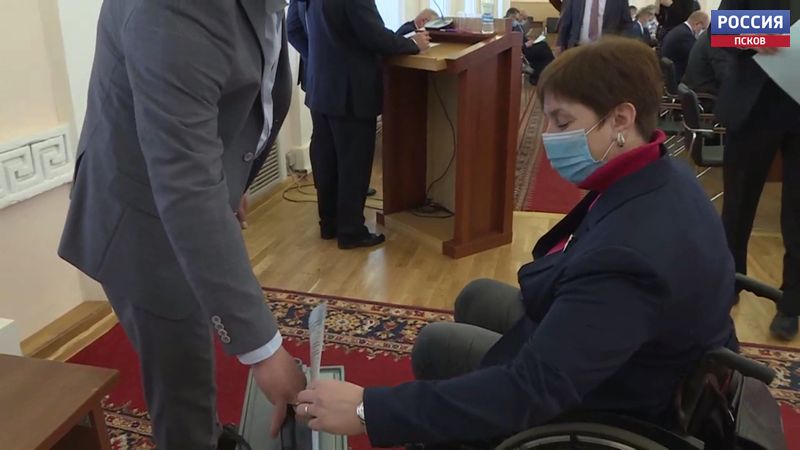 В Пскове тайным голосованием выбрали 12 членов Общественной палаты