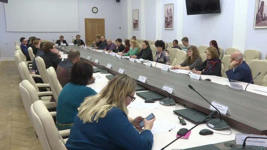 По факту избиения подростка в Любятово отделение Союза женщин России созвало круглый стол
