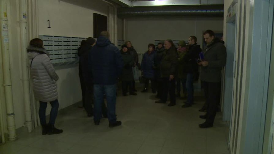 Более 300 тысяч рублей требуют коммунальщики с жителей Михайловской,1 за устранение последствий урагана