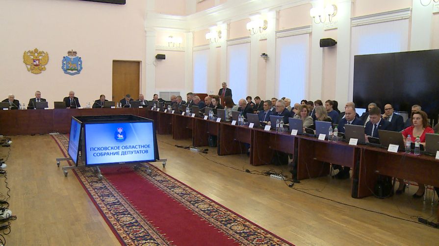 Более 34 миллиардов рублей заложены в доходную часть бюджета Псковской области на 2020 год