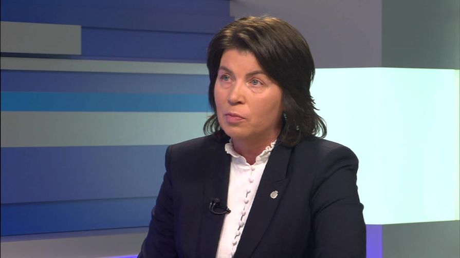 Марина Гаращенко: Более 300 врачей и 600 медсестер и фельдшеров планируется привлечь на работу в 2020 году в регион