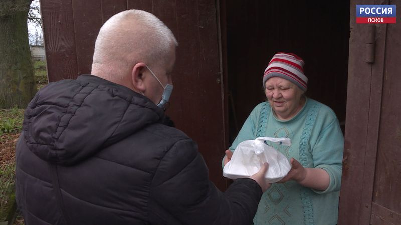 Еврейский благотворительный центр «Хэсэд Ицхак» заботится об одиноких пенсионерах в Пскове
