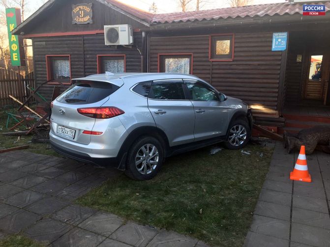 Псковича-автоугонщика задержали в Ленинградской области