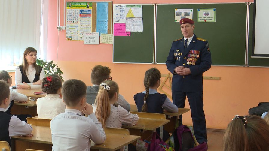 В память о погибших в Чечне спецназовцах маленьким «Зубрятам» рассказали об их подвиге