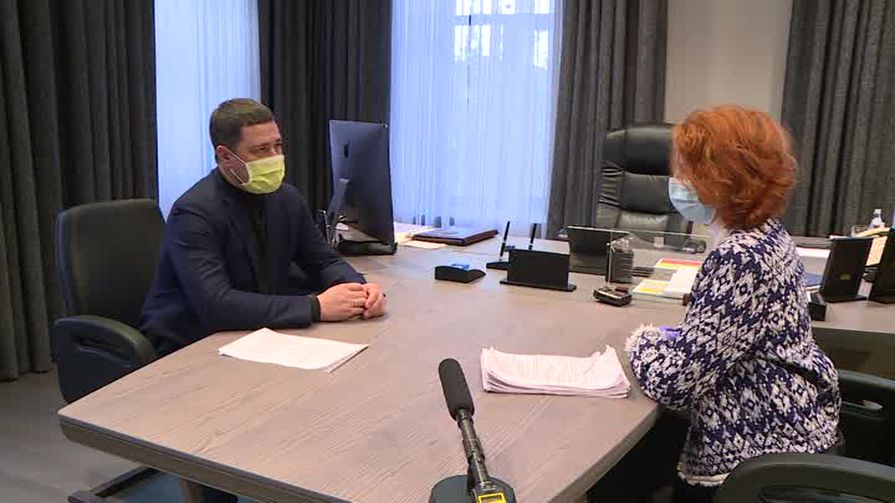 Михаил Ведерников обсудил с руководителем профсоюза медиков вопросы, связанные с выплатами стимулирующих надбавок