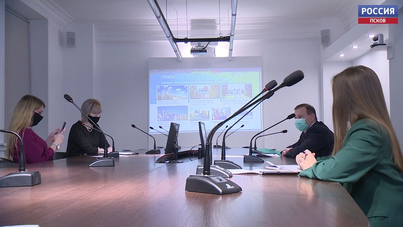 Псковским студентам рассказали о возможностях трудоустройства на местных предприятиях