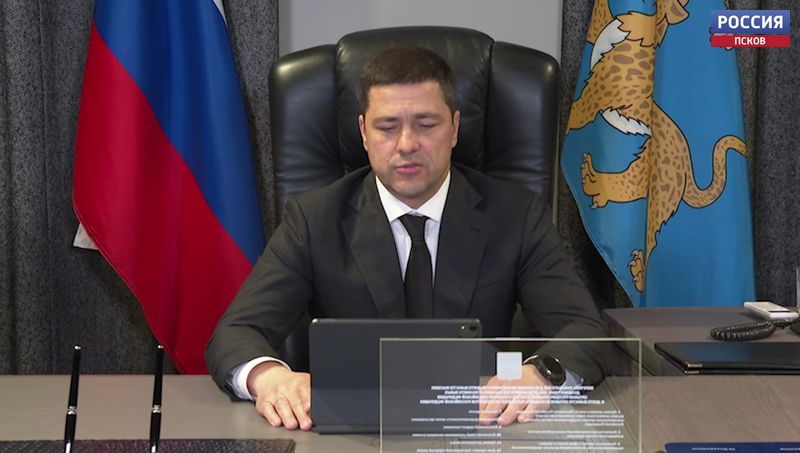Михаил Ведерников опроверг слухи о госпитализации в новую инфекционку «по блату»