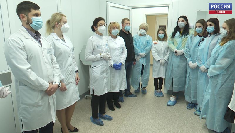Студенты-медики посмотрели, как работает новая инфекционная больница в Пскове