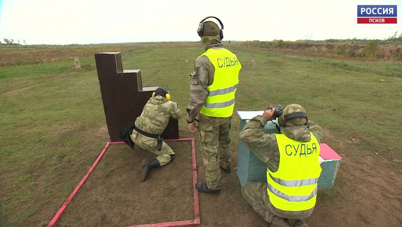 В Печорском районе проходит турнир по стрельбе