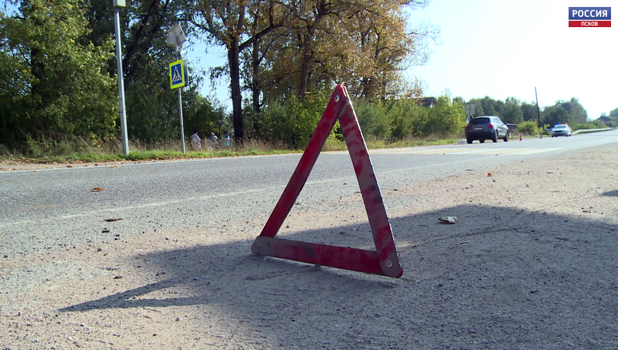 В Ершово на глазах у детей насмерть сбили женщину