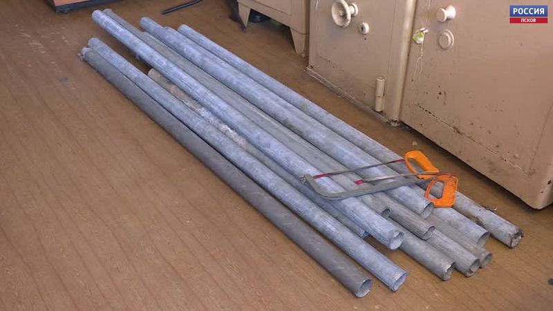 Бдительные сотрудники ДПС помогли задержать воров дорожных знаков