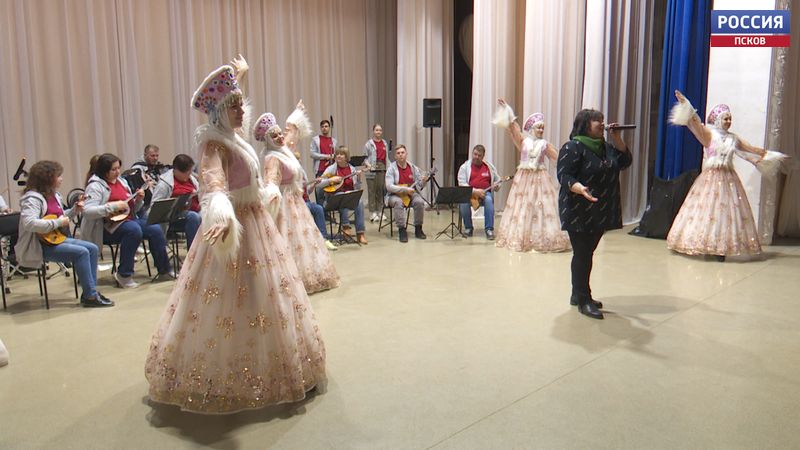 Псковская певица Светлана Дмитриева отметит творческий юбилей большим концертом