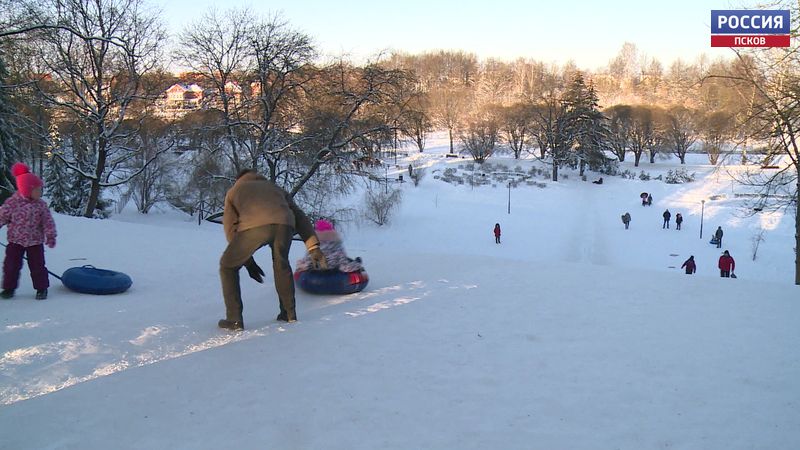 Настоящая новогодняя погода ждет псковичей в ночь на 1 января
