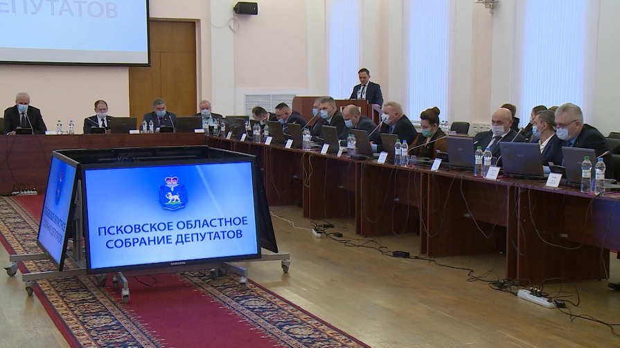 Сегодня депутаты Псковского областного Собрания депутатов седьмого созыва проведут первую сессию