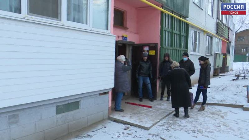 Неделя приемов по вопросам ЖКХ проходит в общественной приемной председателя «Единой России» Дмитрия Медведева