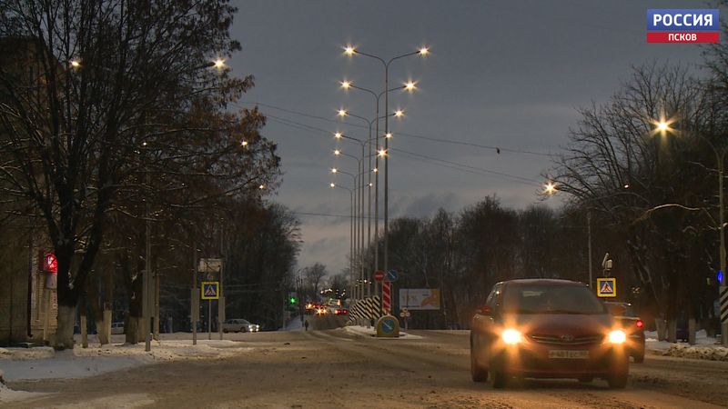 Отремонтированную площадь в Опочке приняли в эксплуатацию