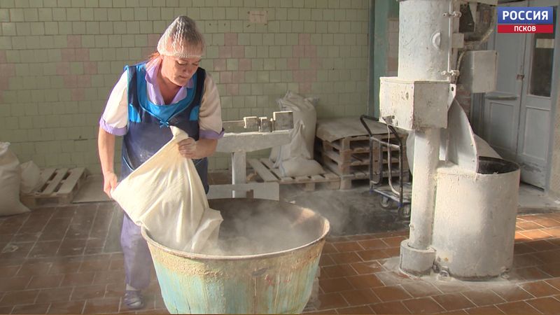 Правительство России продолжает сдерживать рост цен на продукты