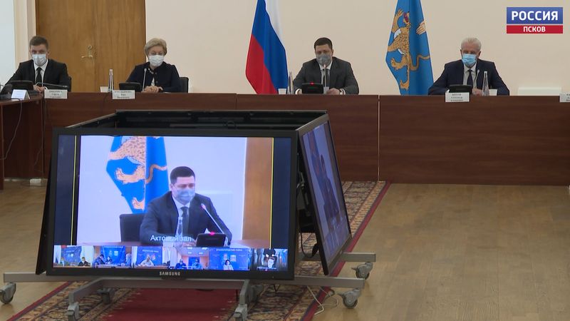 Изменения в противовирусный указ в Псковской области вступили в силу