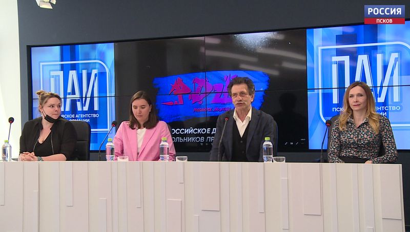 5 июня в Михайловском покажут интерактивный спектакль «Чудное мгновение»