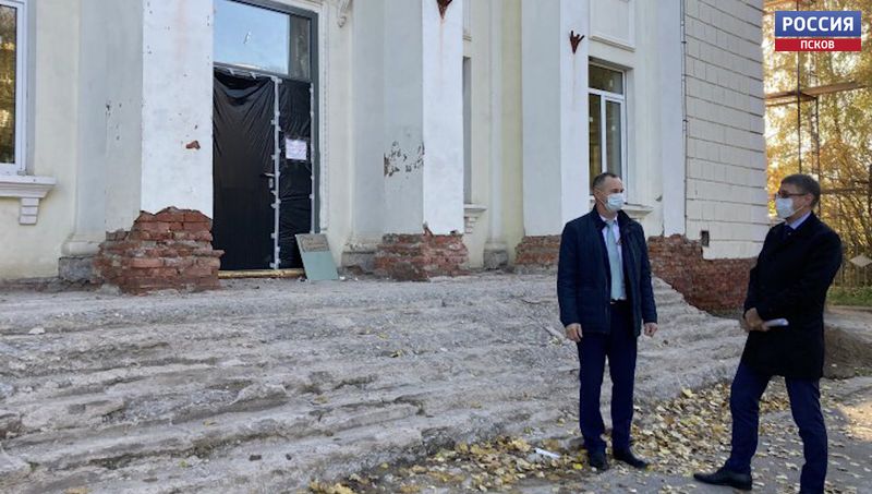 На ремонт Невельской детской школы искусств выделят дополнительные средства