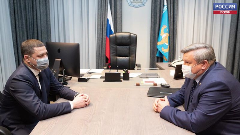 Вопросы сотрудничества Псковской области и РВИО обсудили Михаил Ведерников и Николай Овсиенко