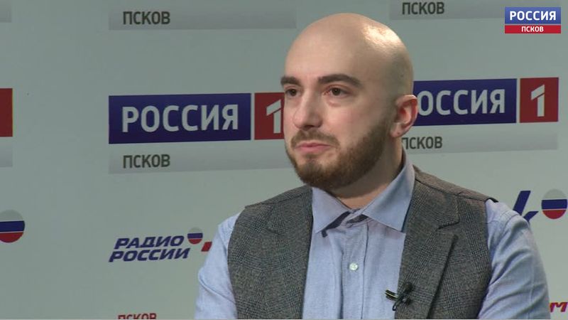 Интервью. Соучредитель Ассоциации учителей естественных наук Артём Барат: Гаджеты в системе образования. Эфир 29.03.2021 