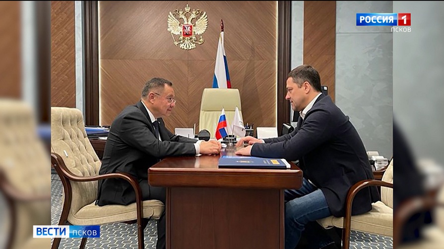 Михаил Ведерников сообщил Иреку Файзулину о планах по благоустройству Пскова
