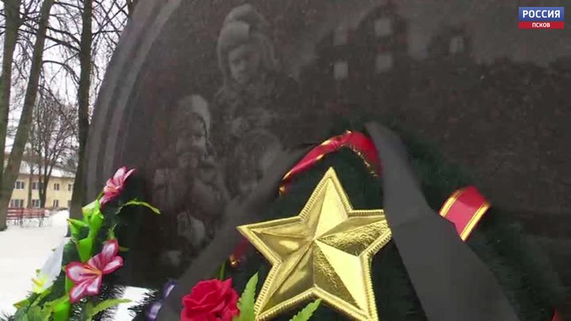 Сегодня пройдет митинг в память о погибших за освобождение от фашистов Дедовичского района
