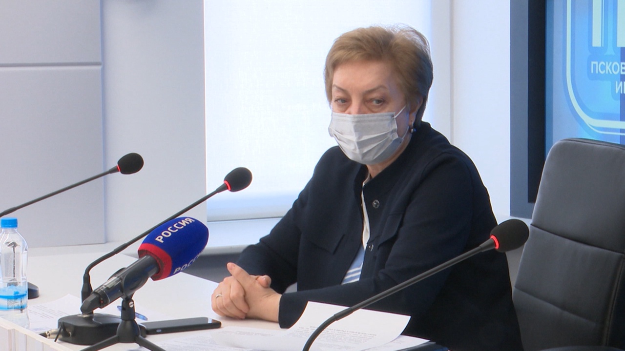 Прибывшие в Псковскую область беженцы смогут получить гражданство РФ