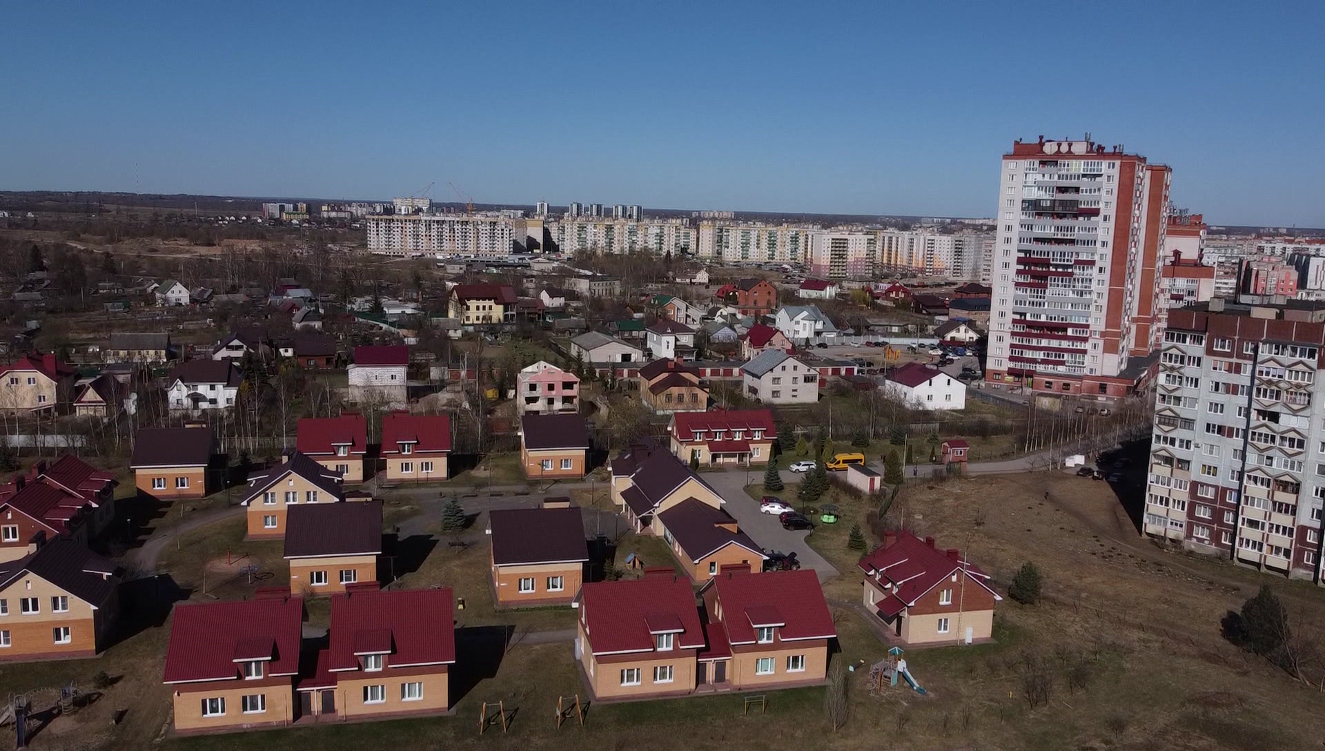 Был меценатом, но прежде - нацистом. Улицу Германа Гмайнера в деревне Борисовичи переименуют