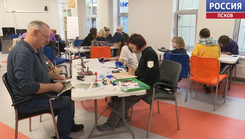В псковском "Кванториуме" прошел семейный хакатон по созданию настольных игр