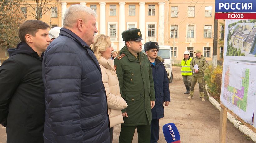 Пообщались с бойцами в госпитале и будущими медиками. Что оказалось в центре внимания сенаторов?