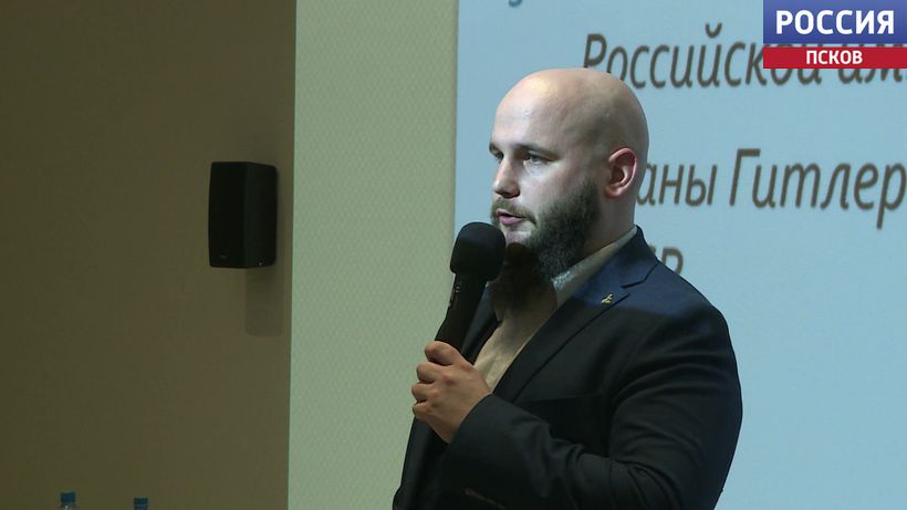 Лекцию о Великой Отечественной войне прочел в библиотеке Василева Иван Марченко