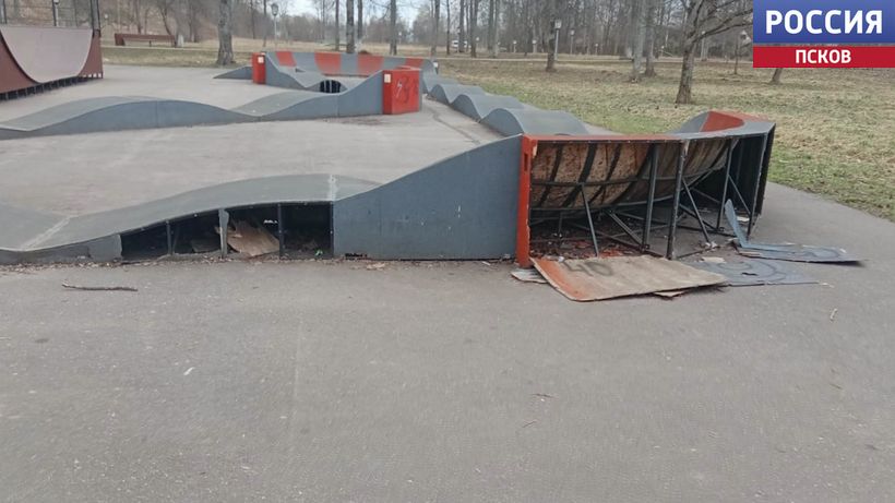 Вандалы разгромили памп-трек в Опочке