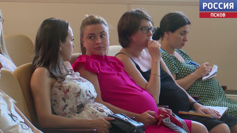 Пособие по беременности и родам для студенток-очниц вырастет с 1 сентября