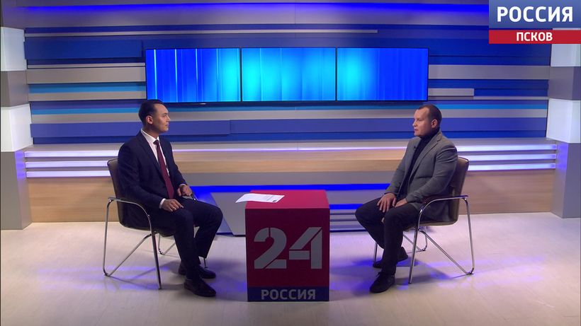 Новости Пскова и Псковской области. Вести-Псков  Интервью. Олег Брячак про переименование партии и новые цели. Эфир 31.10.2025