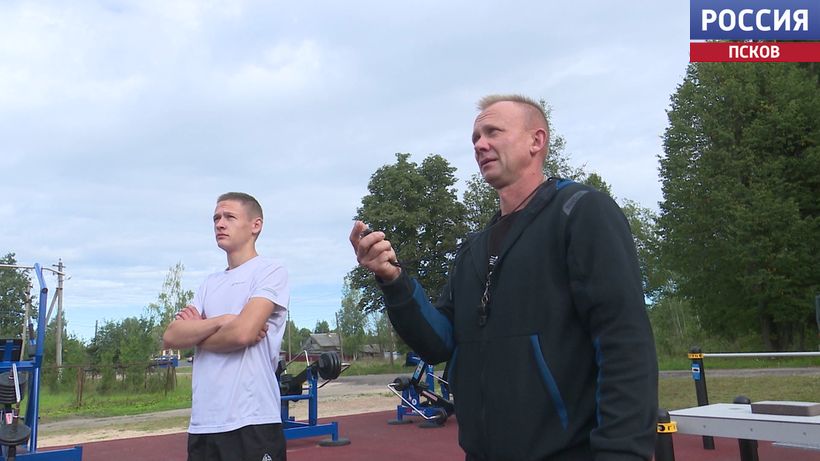 Губернатор Михаил Ведерников предложил запустить в области новую программу "Земский тренер". Новости Пскова и Псковской области. Вести-Псков Губернатор Михаил Ведерников предложил выплачивать миллион рублей "Земским тренерам" в Псковской области