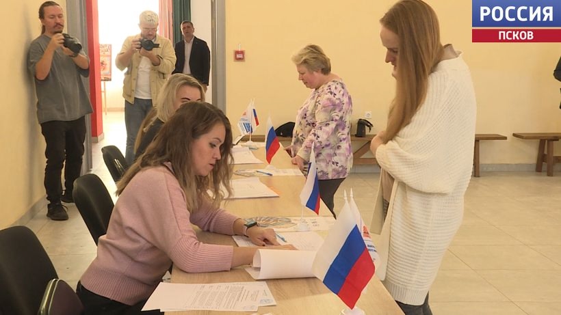 Проголосовать и сделать прививку. Какие еще новшества появились на стартовавших сегодня выборах?