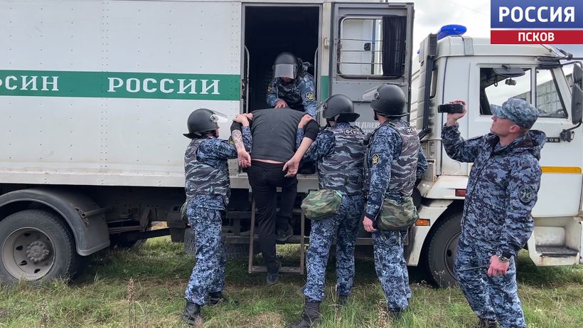 Побег из СИЗО и захват заложника: сотрудники УФСИН Псковской области отработали чрезвычайную ситуацию